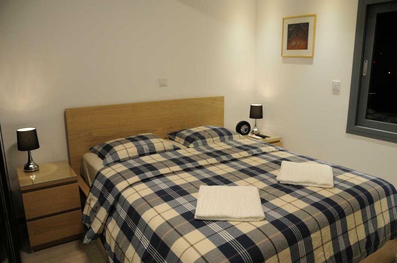 Kennedy Deluxe Suites Nicosia Exteriör bild